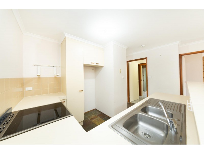 21/21 Alsop Close, Phillip ACT 2606