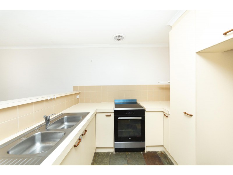 21/21 Alsop Close, Phillip ACT 2606