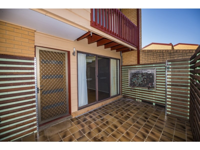 8/22 Namatjira Drive, Weston ACT 2611