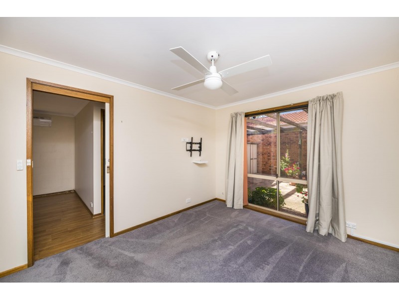 26/12 Luke Street, Holt ACT 2615