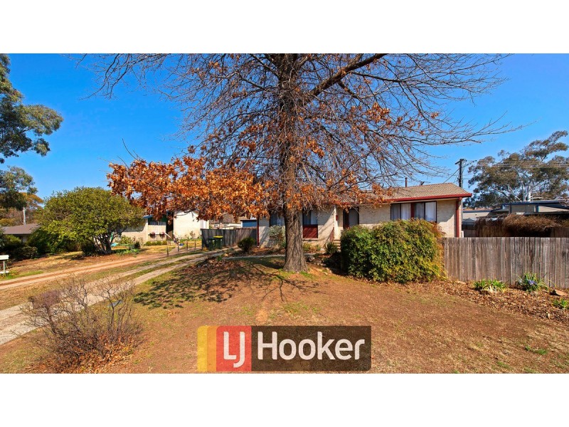 4 Hepburn Place, Kambah ACT 2902