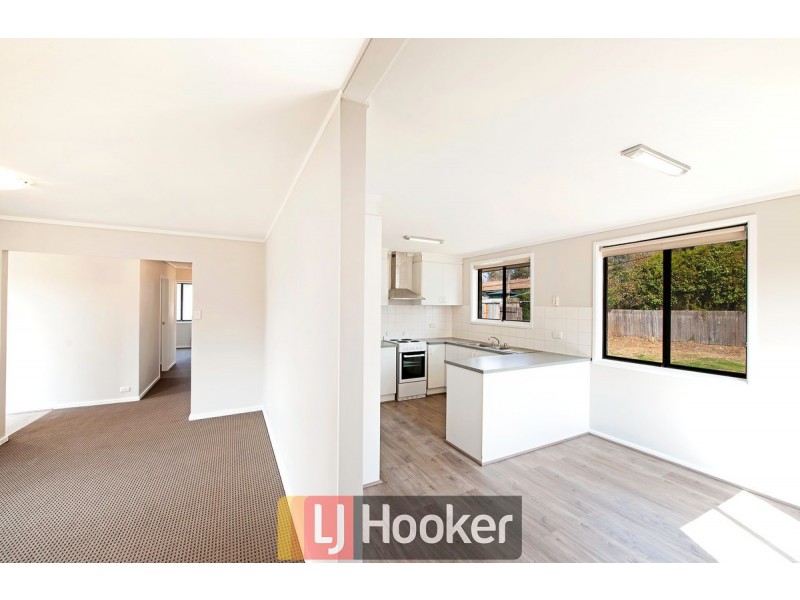 4 Hepburn Place, Kambah ACT 2902