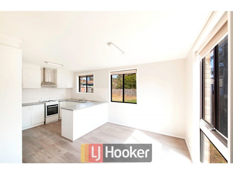 4 Hepburn Place, Kambah ACT 2902