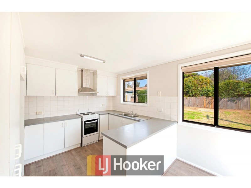 4 Hepburn Place, Kambah ACT 2902