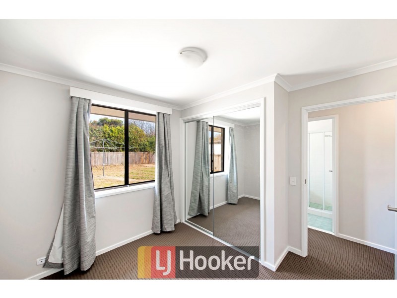 4 Hepburn Place, Kambah ACT 2902