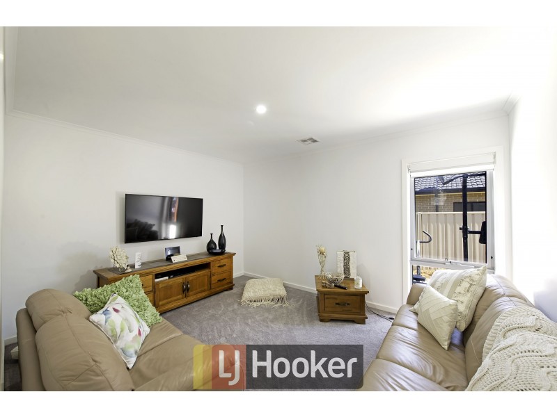 10 Angus Place, Bungendore NSW 2621