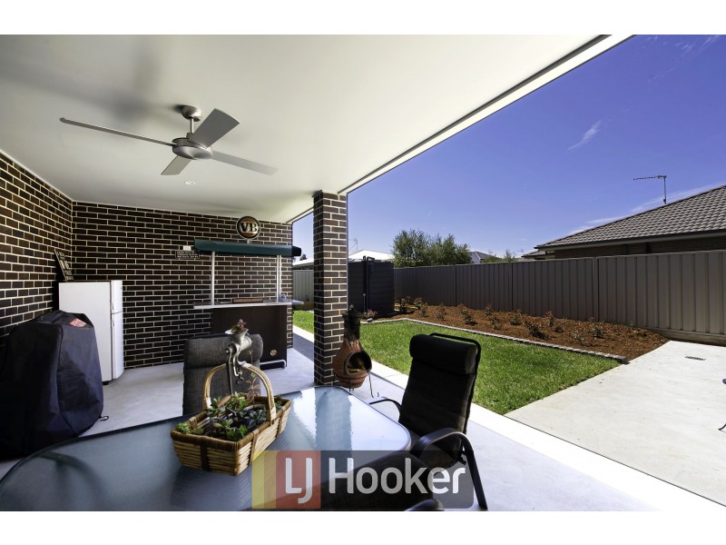 10 Angus Place, Bungendore NSW 2621