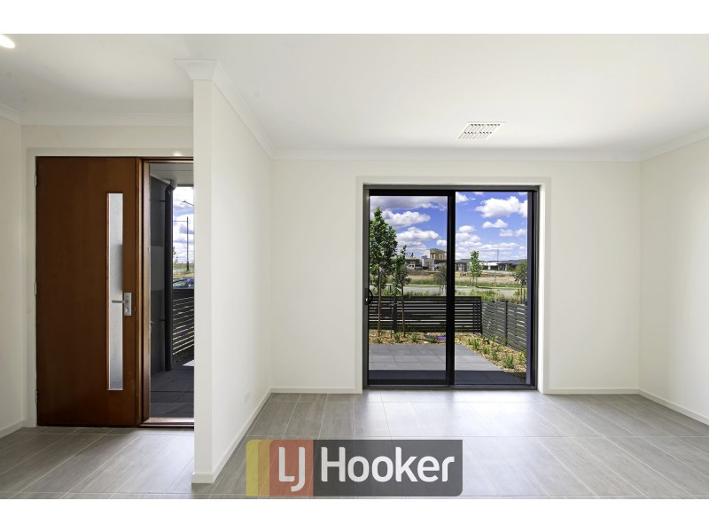 268 Gorman Drive, Googong NSW 2620