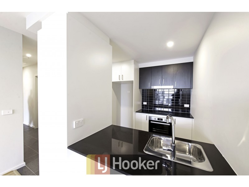 23/1 Cynthea Teague Crescent, Greenway ACT 2900