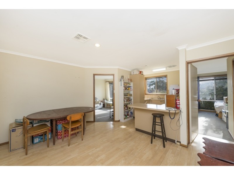 18 Stanfield Close, Kambah ACT 2902