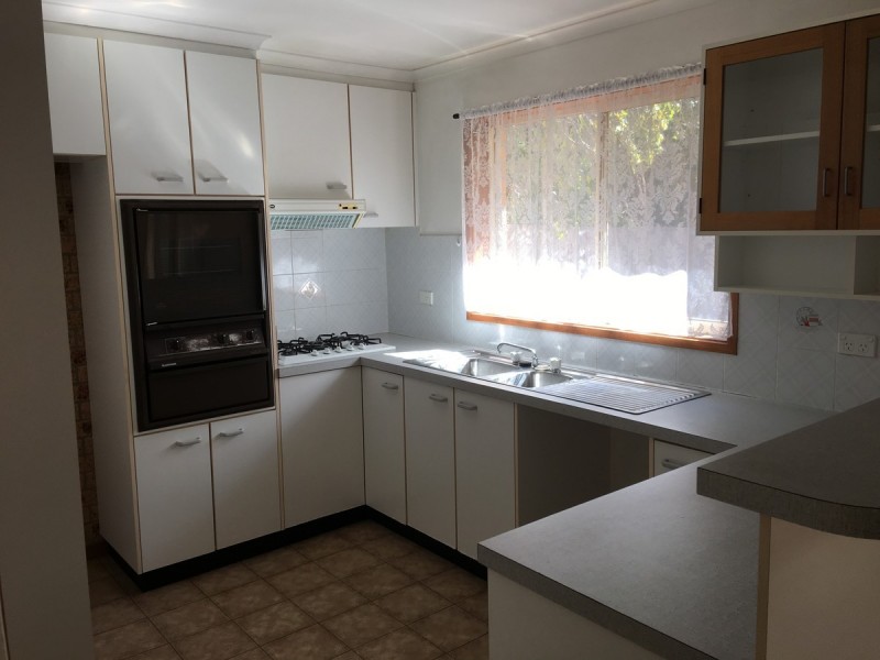 26/28 Ringrose Crescent, Isaacs ACT 2607