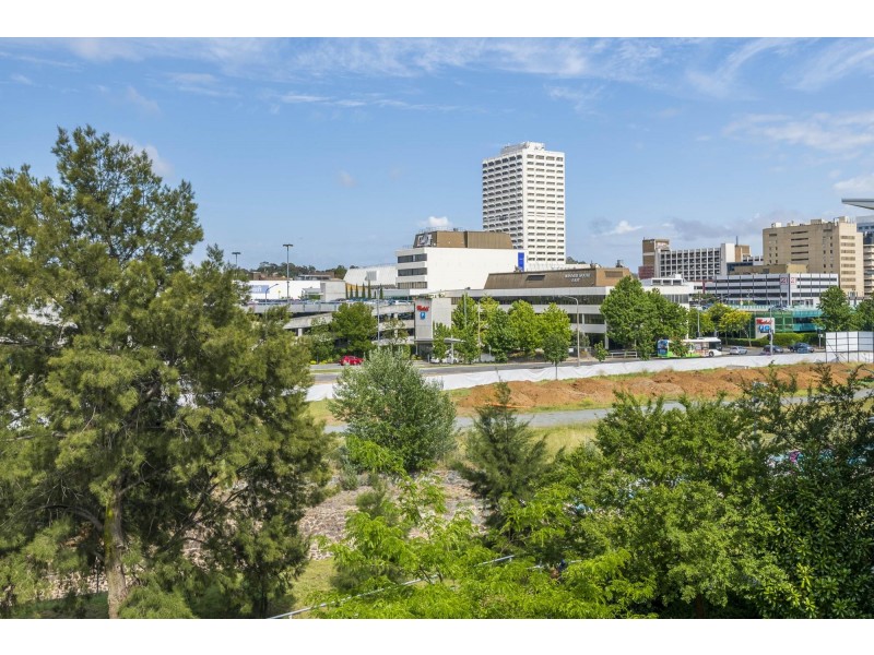 118/116 Easty Street, Phillip ACT 2606