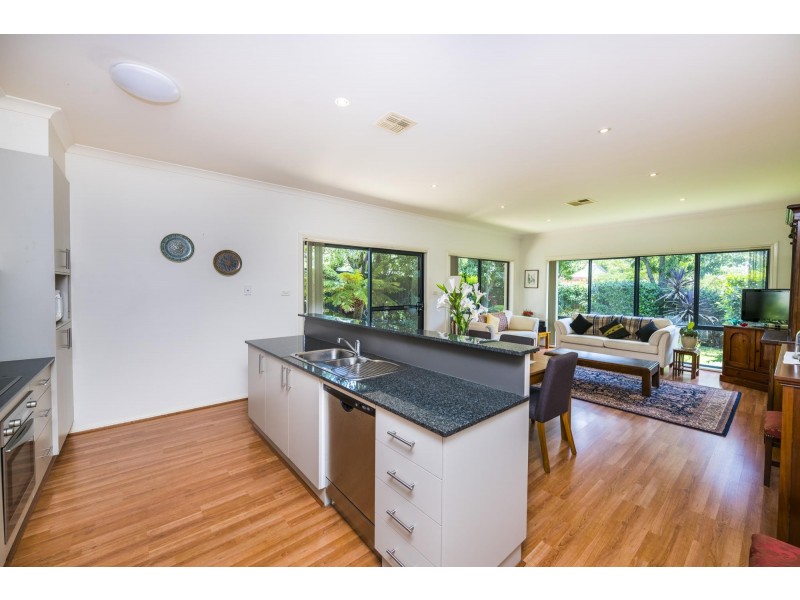 2 Lyle Place, Chifley ACT 2606