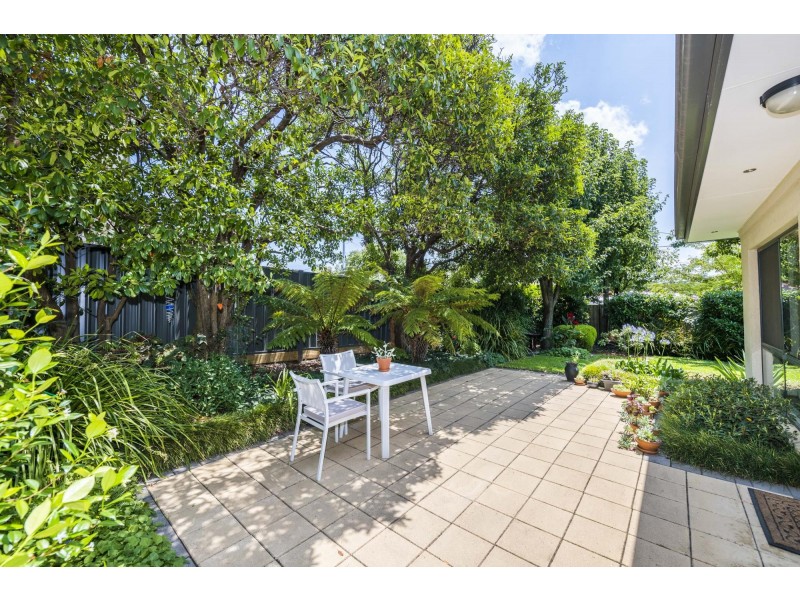 2 Lyle Place, Chifley ACT 2606