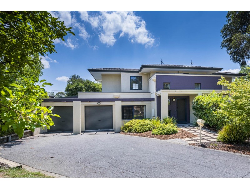 2 Lyle Place, Chifley ACT 2606