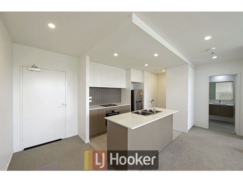 241/7 Irving Street, Phillip ACT 2606