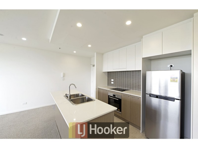 241/7 Irving Street, Phillip ACT 2606
