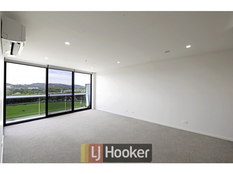 241/7 Irving Street, Phillip ACT 2606