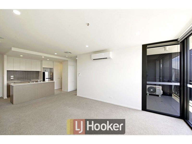 241/7 Irving Street, Phillip ACT 2606