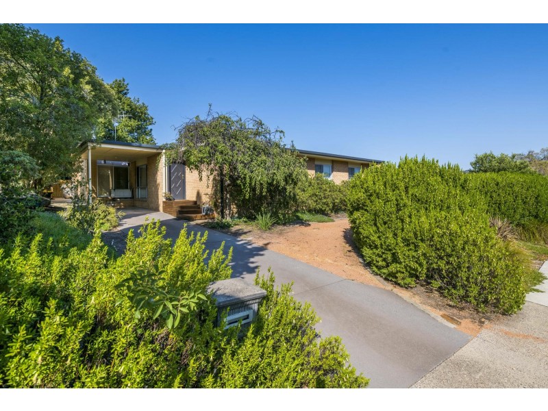 126 Lambrigg Street, Farrer ACT 2607