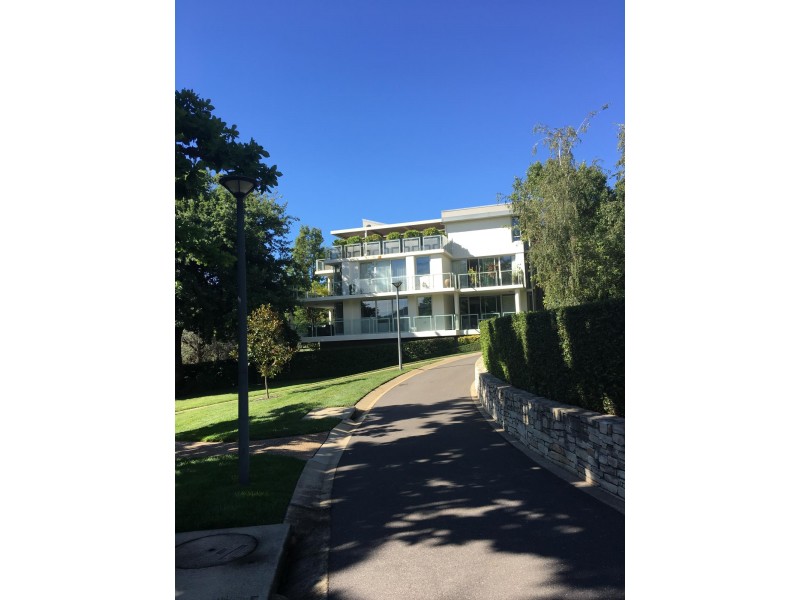 14/5 Bowen Drive, Barton ACT 2600