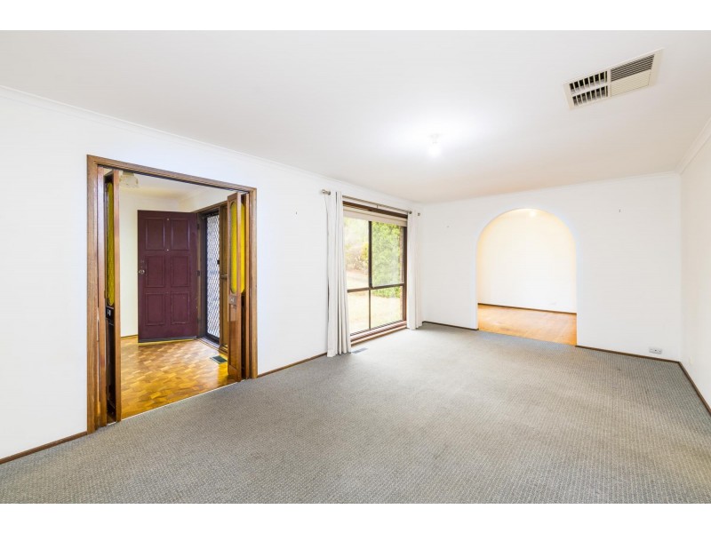 21 Clive Steele Avenue, Monash ACT 2904