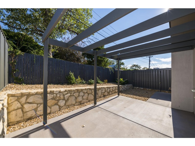 2/121 Eggleston Crescent, Chifley ACT 2606
