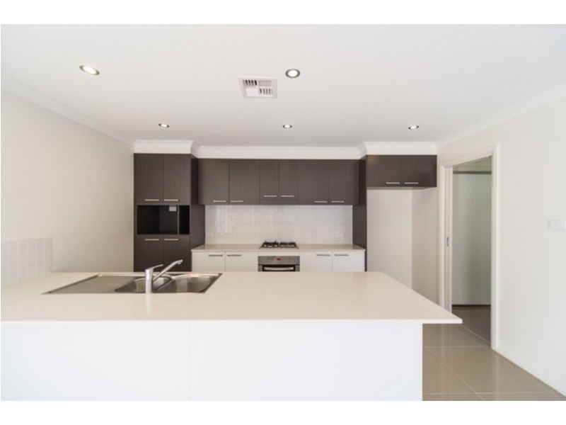13 Syddall Street, Bonner ACT 2914