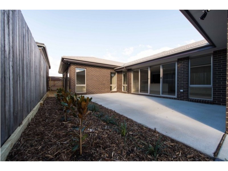 13 Syddall Street, Bonner ACT 2914