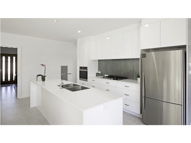 10 Angus Place, Bungendore NSW 2621