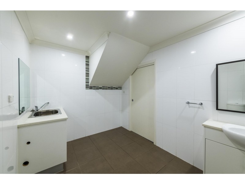 4/6 Webber Crescent, Calwell ACT 2905