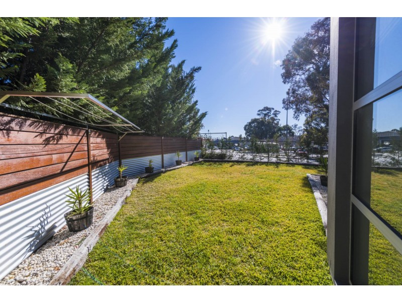 4/6 Webber Crescent, Calwell ACT 2905