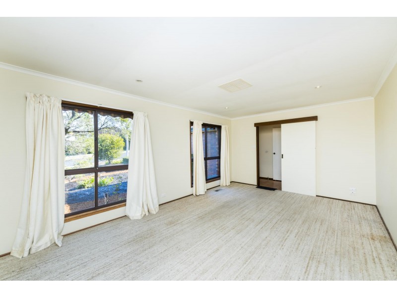 177 Castleton Crescent, Gowrie ACT 2904