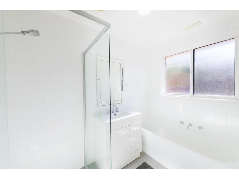 177 Castleton Crescent, Gowrie ACT 2904