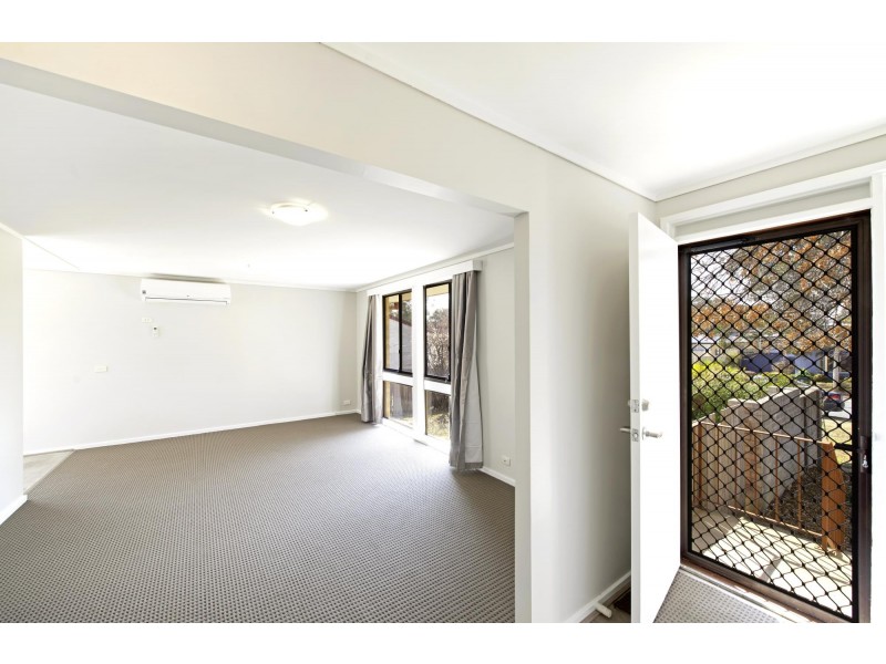 4 Hepburn Place, Kambah ACT 2902