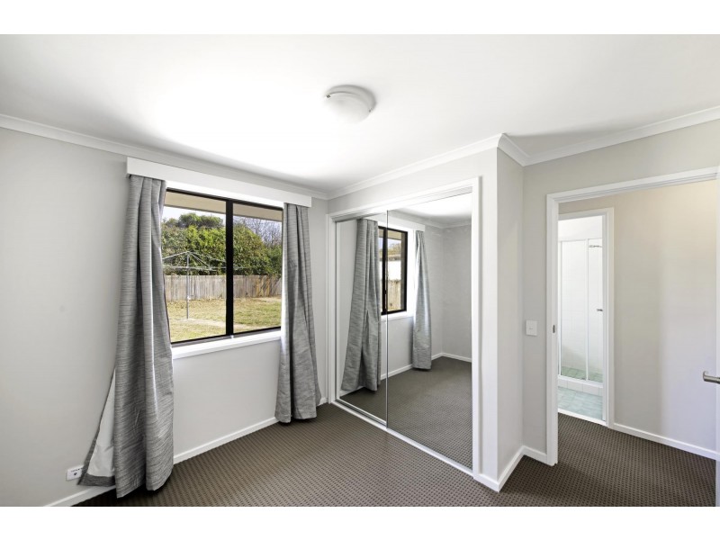 4 Hepburn Place, Kambah ACT 2902