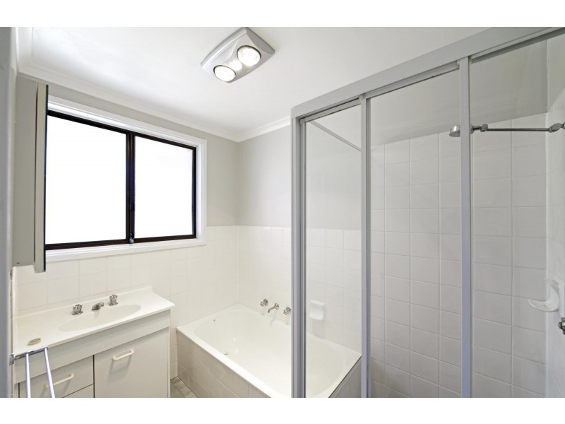 4 Hepburn Place, Kambah ACT 2902
