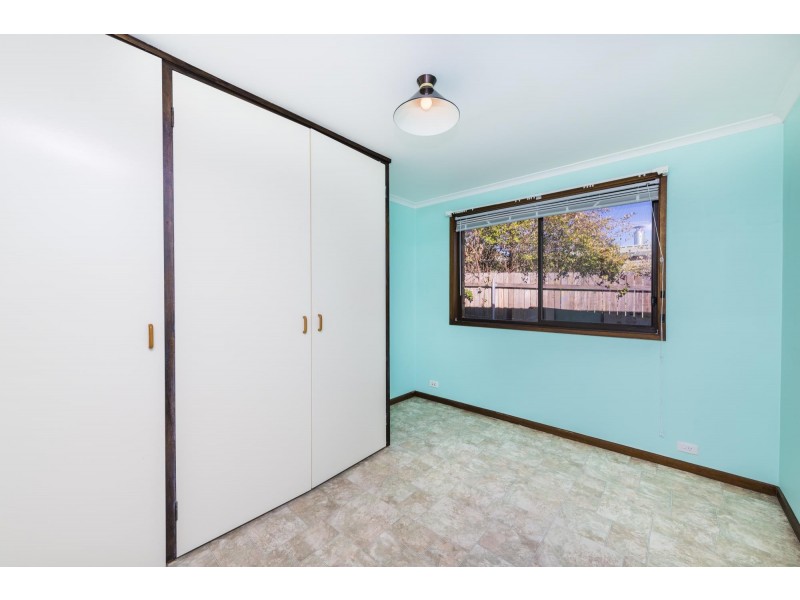 6 Hain Place, Gilmore ACT 2905