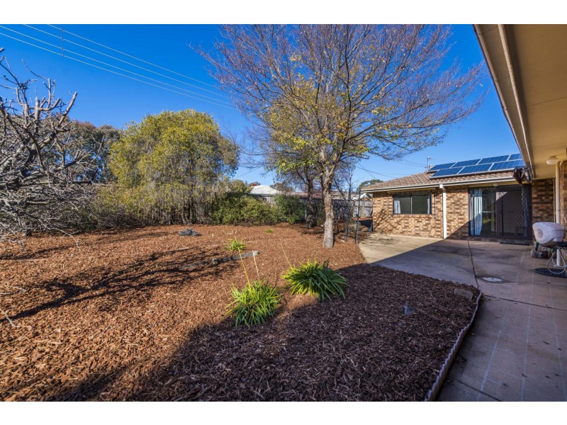 6 Hain Place, Gilmore ACT 2905