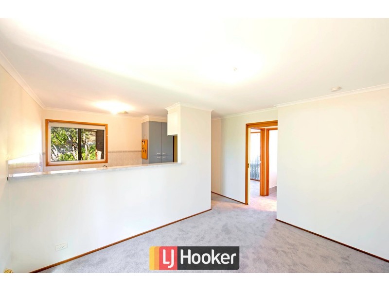 1/37 Derrington Crescent, Bonython ACT 2905
