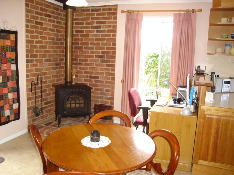 27 Macnaughton Street, Holt ACT 2615