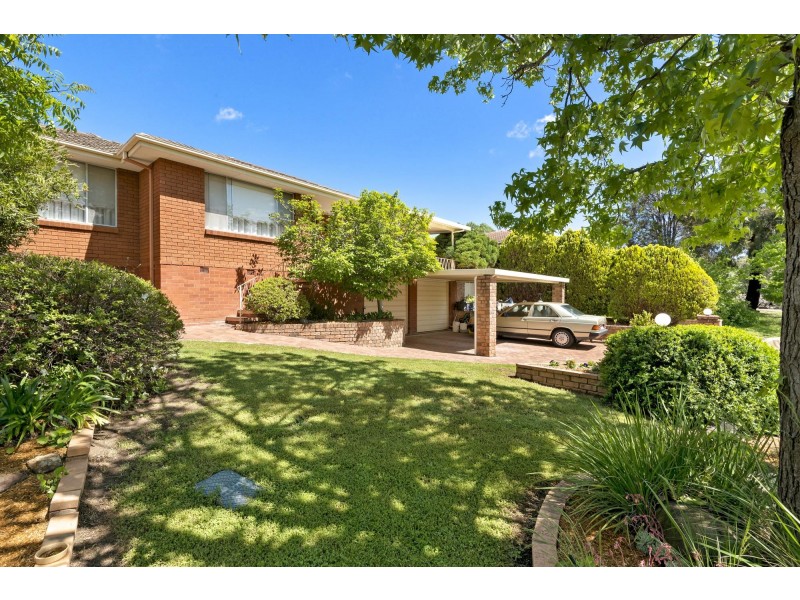15 Coghlan Street, Chifley ACT 2606