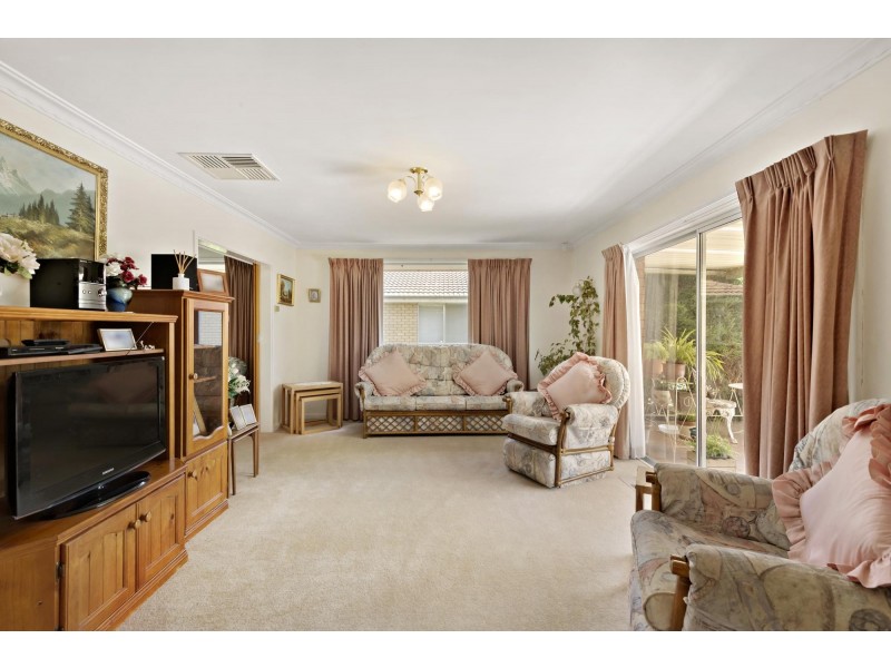 15 Coghlan Street, Chifley ACT 2606