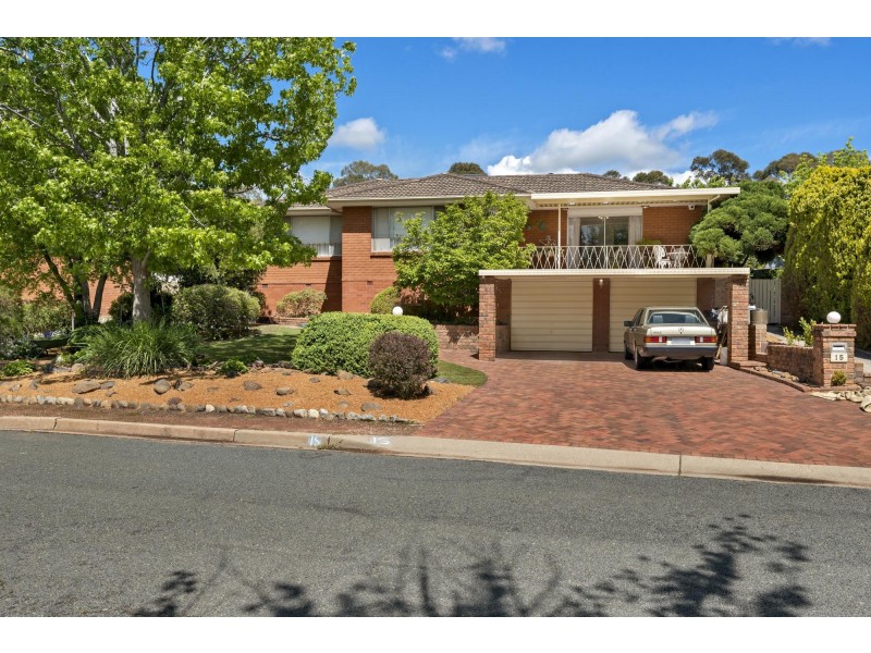 15 Coghlan Street, Chifley ACT 2606