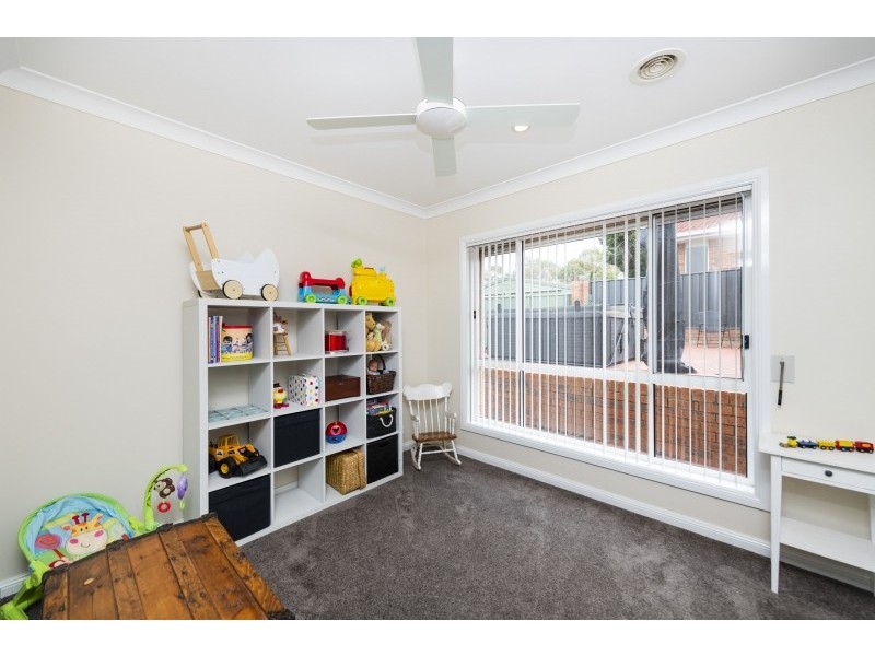 2 Kayser Place, Monash ACT 2904