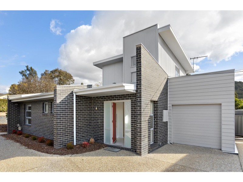 18 A & B Stevenson Street, Torrens ACT 2607