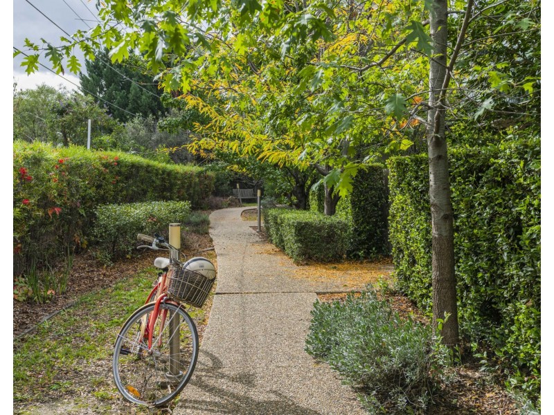 15/15 Oliver Street, Lyneham ACT 2602