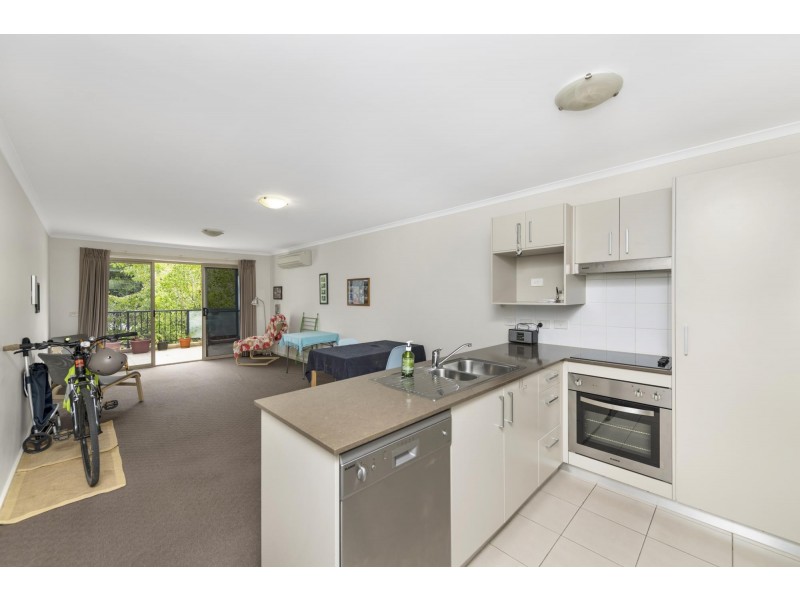 15/15 Oliver Street, Lyneham ACT 2602