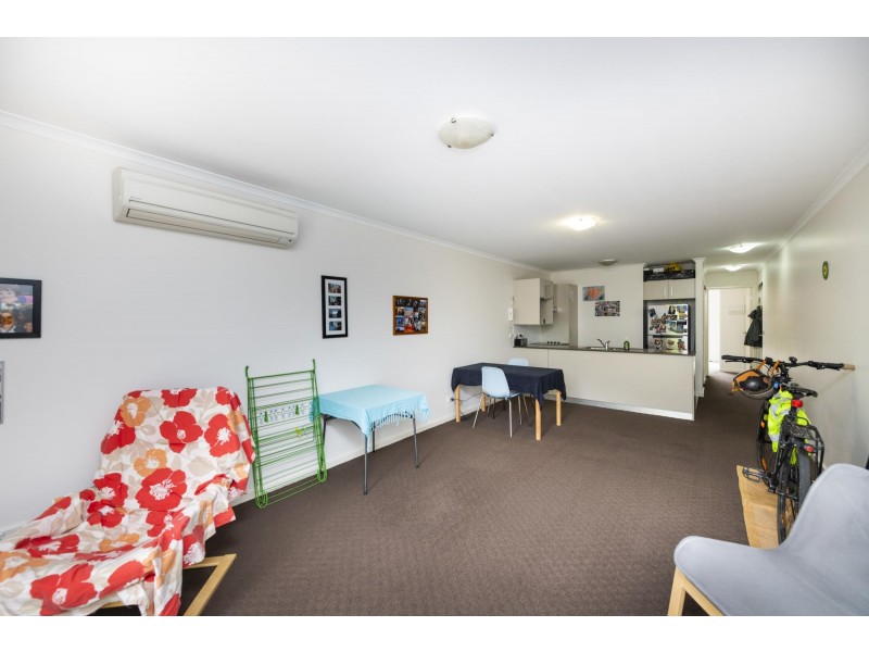 15/15 Oliver Street, Lyneham ACT 2602