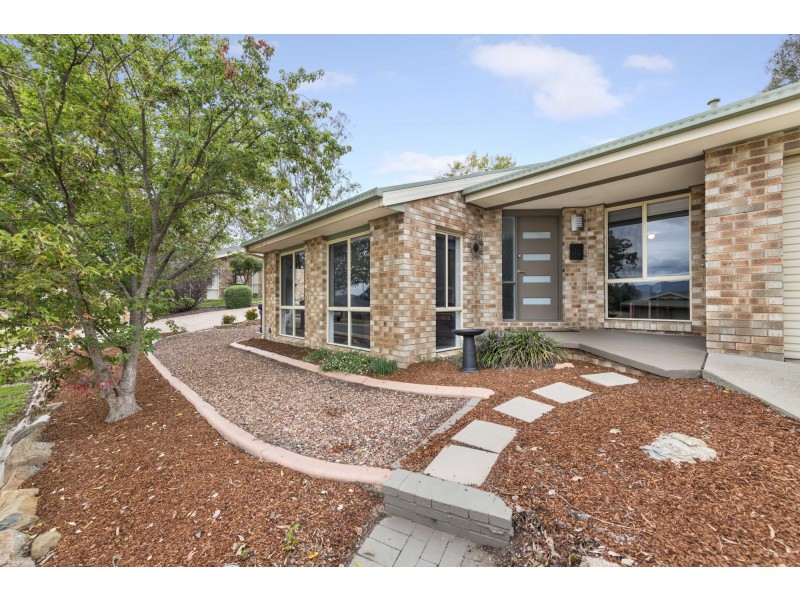 4 Freeman Street, Conder ACT 2906